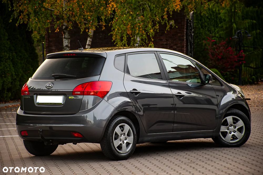 Kia Venga - 19