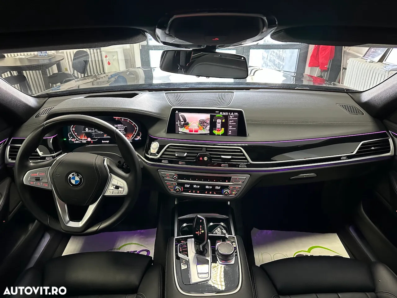 BMW Seria 7 740Li xDrive - 29
