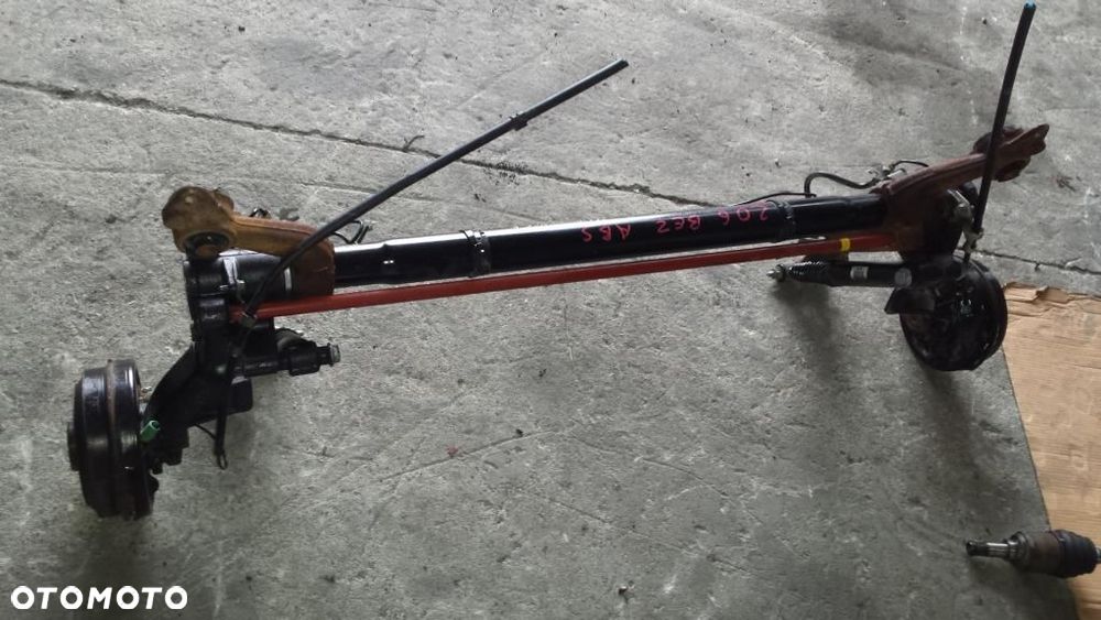 belka tył peugeot 206 bez ABS - 2