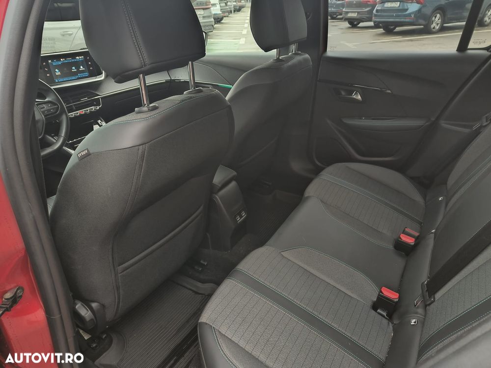 Peugeot 208 1.2 L PureTech STT Allure - 10