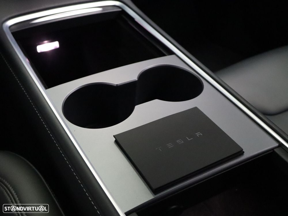Tesla Model Y Tração Traseira - 24
