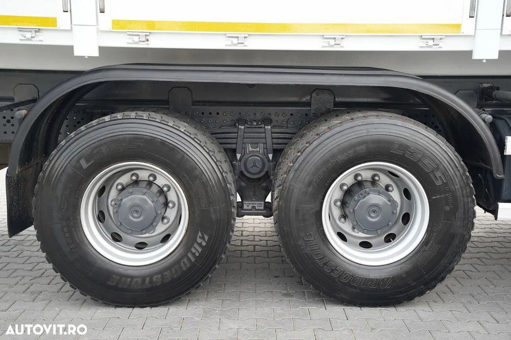 Mercedes-Benz AROCS 2636 / 6X4 / BASCULATOR / + HIAB X-HIDUO 228 E-3 HDS / TELECOMANDĂ / FURCĂ PENTRU PALEȚI / EURO 6 - 25