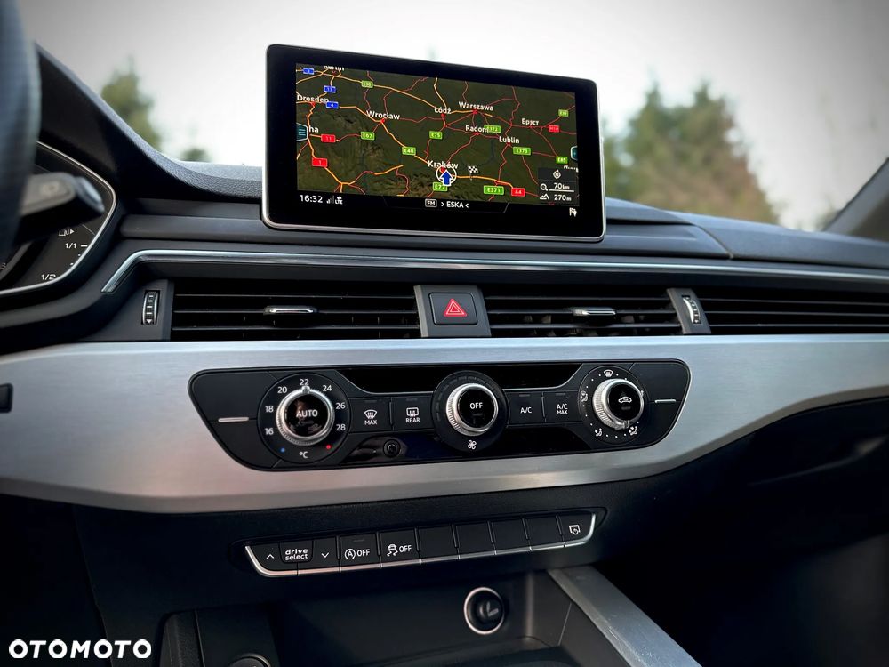 Audi A4 Avant 2.0 TDI ultra sport - 8