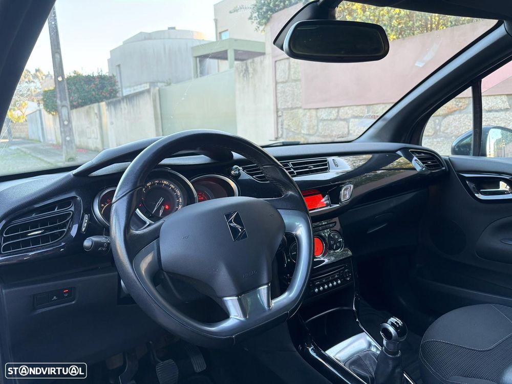 Citroën DS3 1.6 e-HDi So Chic - 9