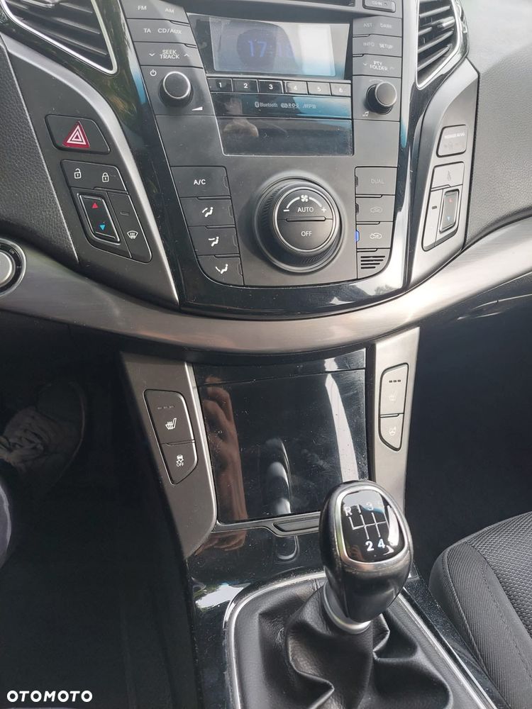 Hyundai i40 i40cw 1.7 CRDi Fifa World Cup Edition - 4