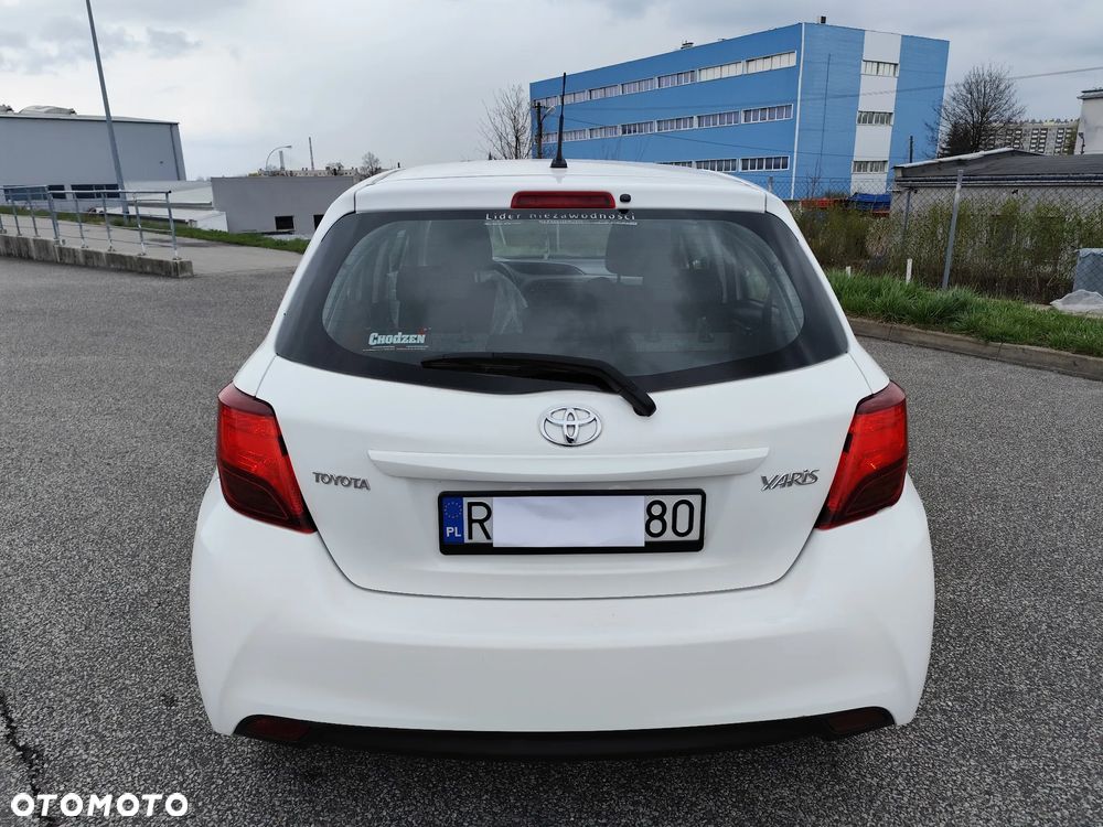 Toyota Yaris 1.0 Active - 11