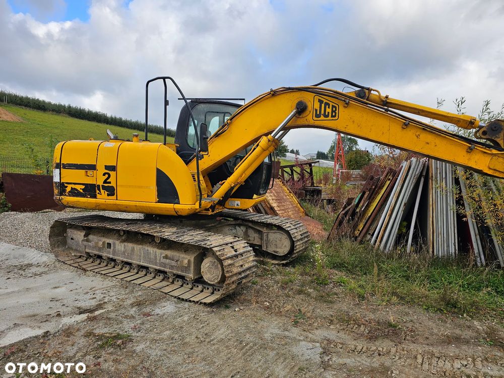 JCB JS 130 - 2