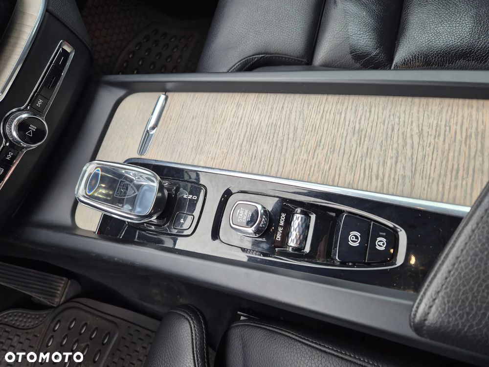 Volvo XC 60 B4 B Inscription - 7