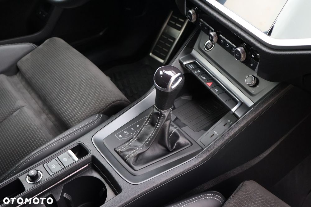 Audi Q3 Sportback 45 TFSIe S tronic S line - 15