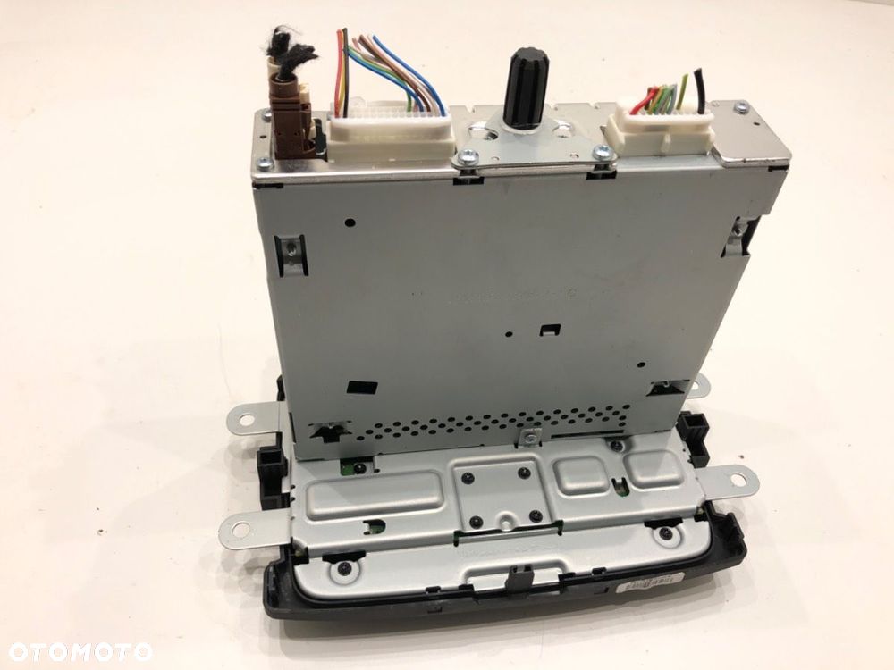 RADIO  DACIA DUSTER (HM_) 2017 - 2022 1.5 dCi 115 (HMAD) 85 kW [116 KM] olej napędowy 2017 - 2022 - 4