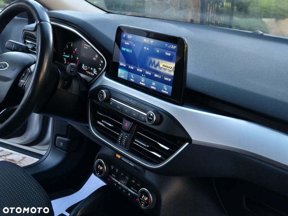 Ford Focus 1.5 EcoBlue Start-Stopp-System TITANIUM DESIGN - 22