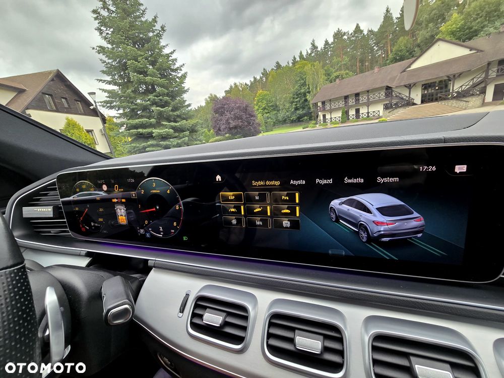 Mercedes-Benz GLE - 26