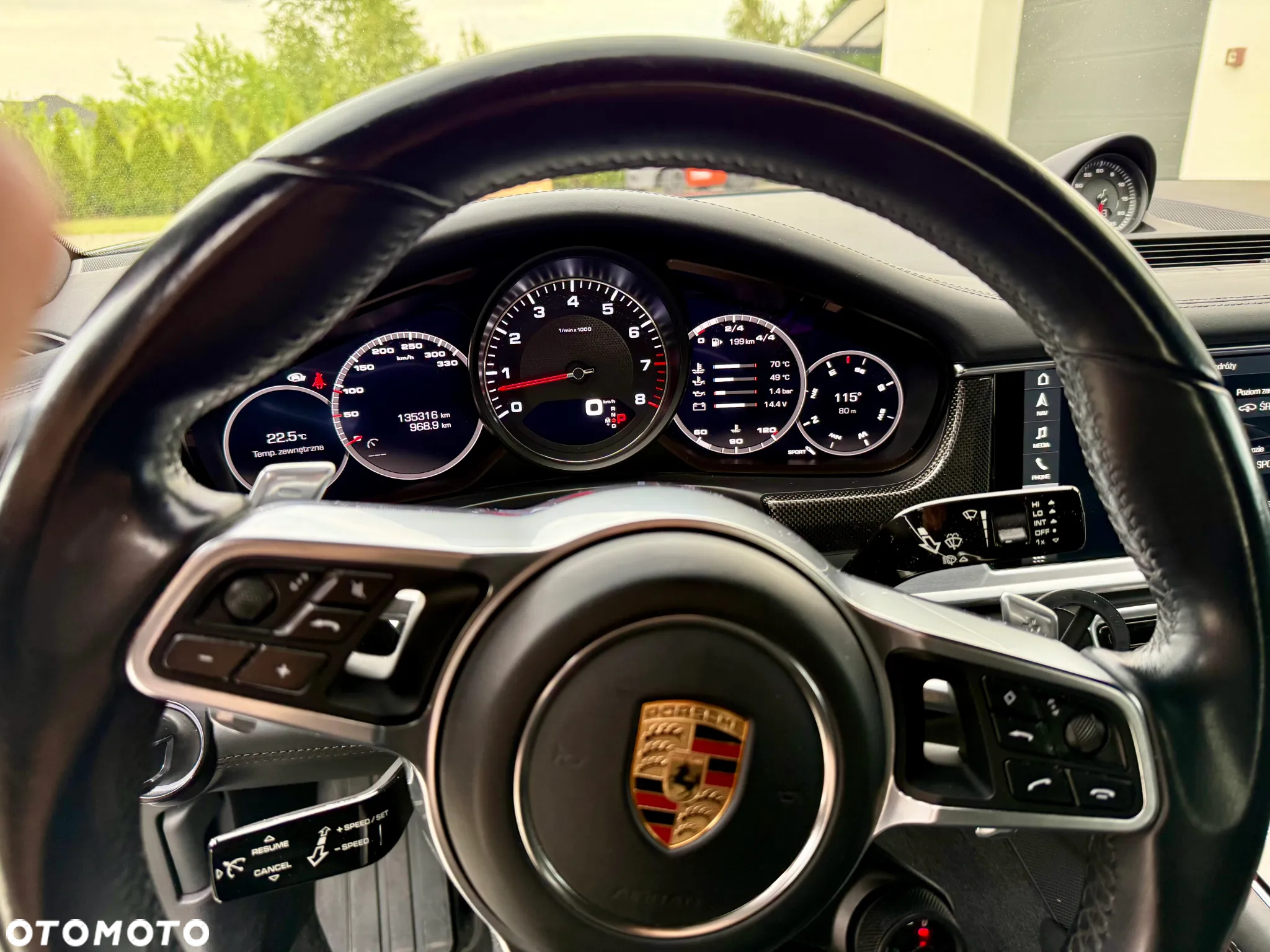 Porsche Panamera 4S - 31