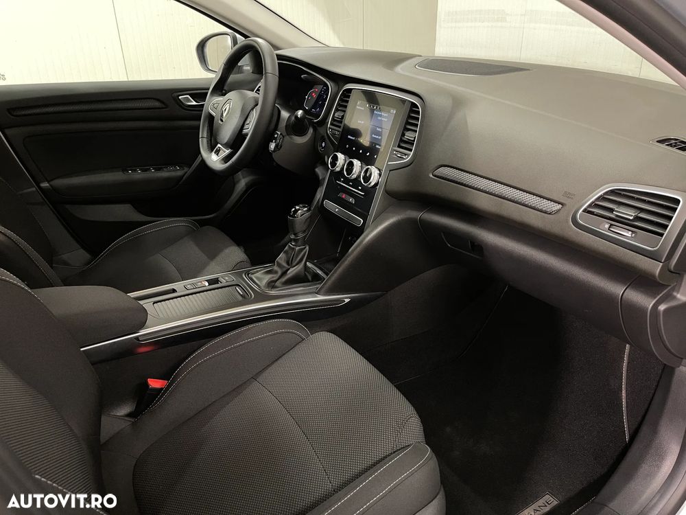 Renault Megane TCe 140 GPF Equilibre - 11