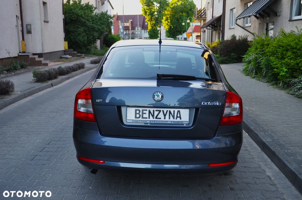 Skoda Octavia 1.6 Team Edition - 8