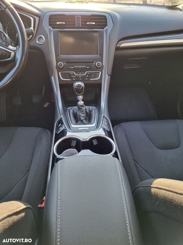 Ford Mondeo 2.0 EcoBlue Titanium - 18