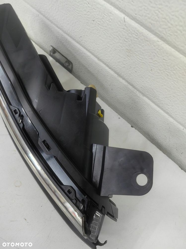 CITROEN C3 III LAMPA LED PRAWA HALOGEN 9812257280 - 3