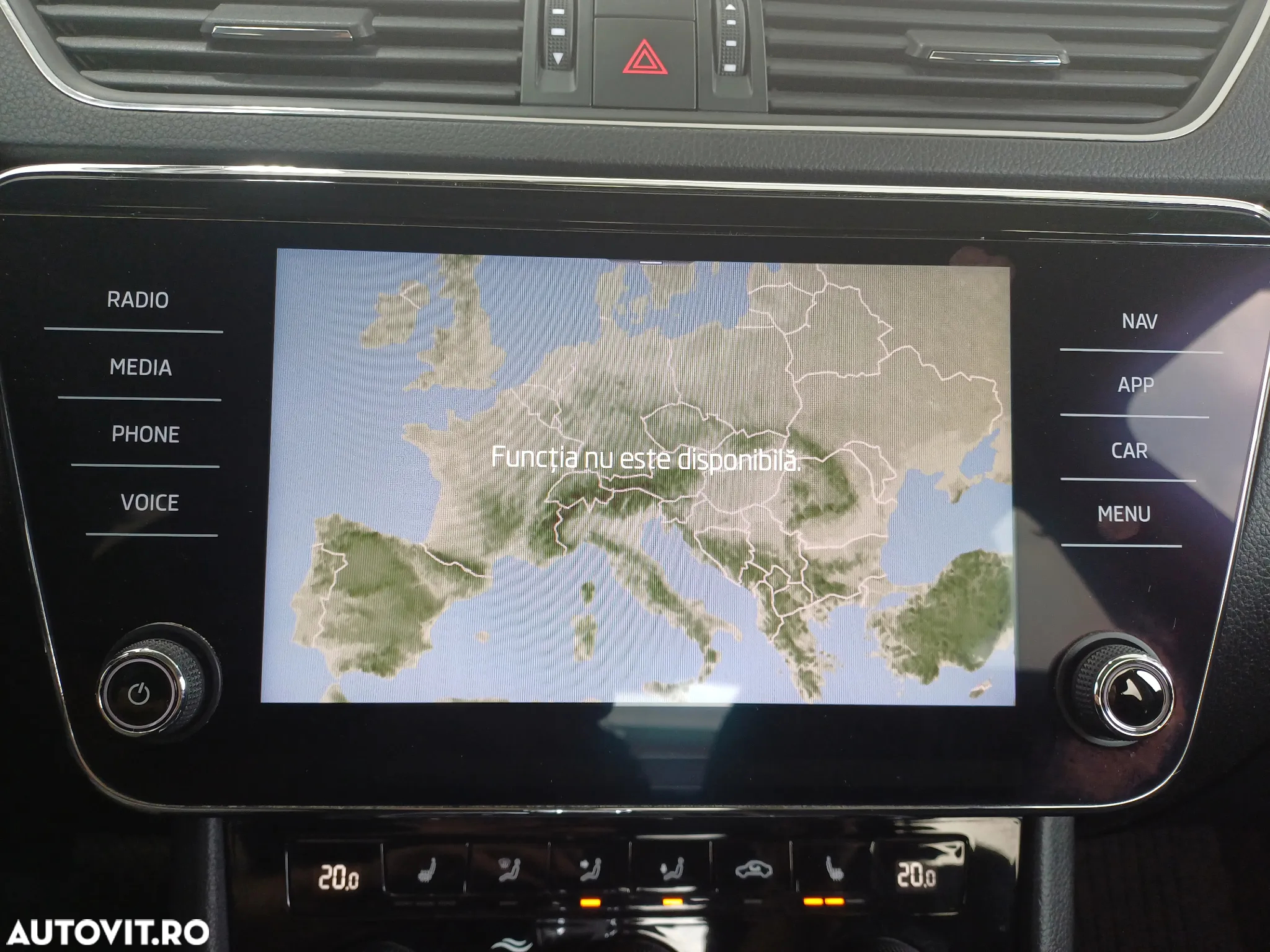 Skoda Superb 1.5 TSI DSG Ambition - 25