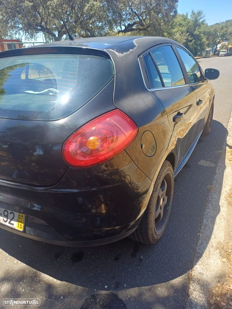 Fiat Bravo 1.9 M-Jet Sport - 2