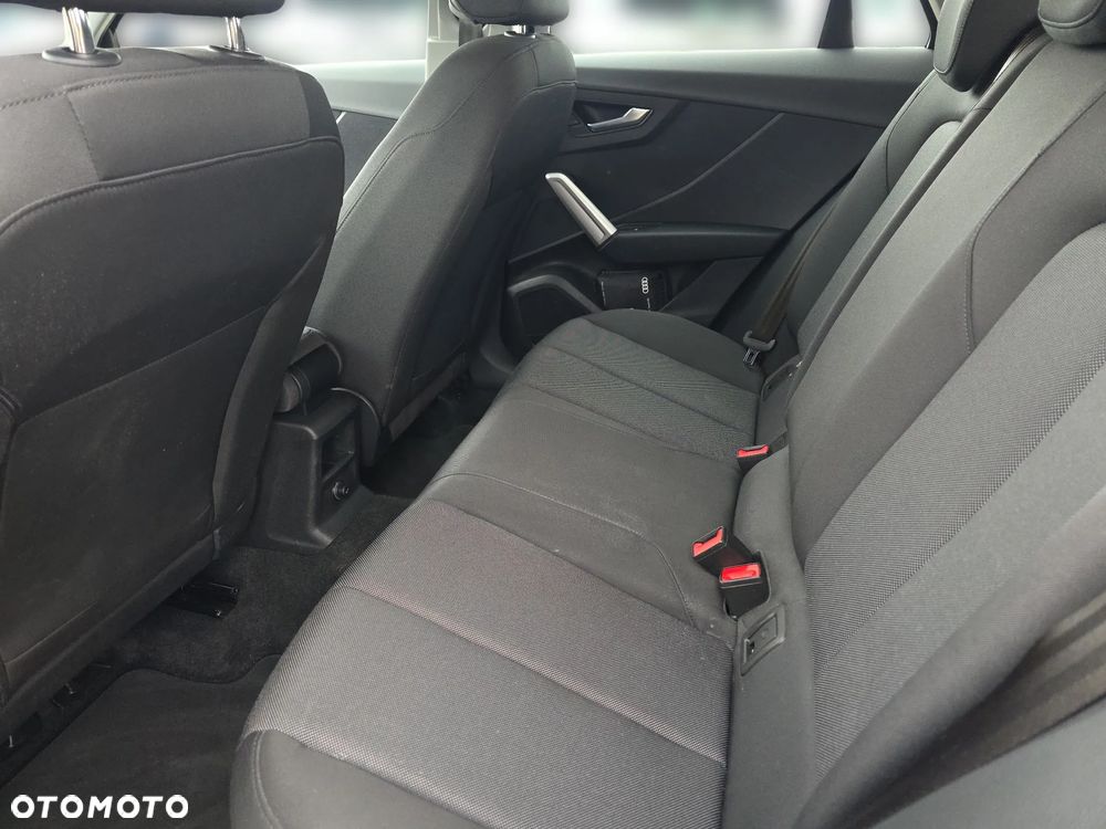 Audi Q2 30 TFSI - 12