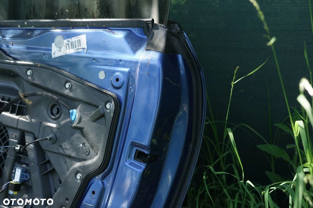 Drzwi przód przednie prawe VW Scirocco - 16