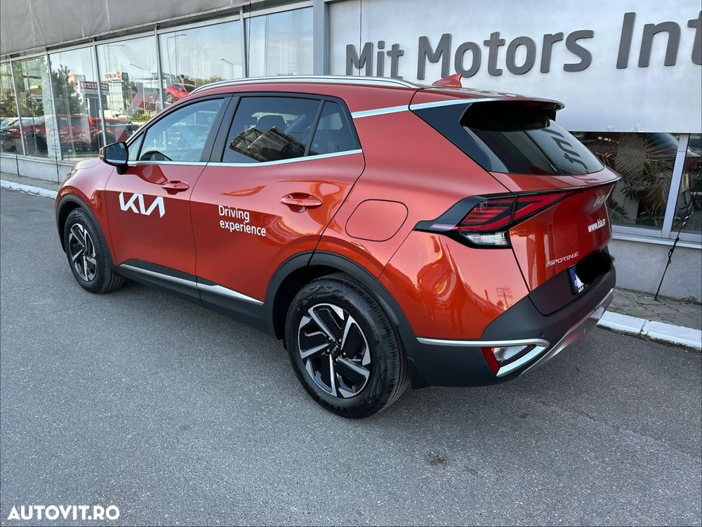 Kia Sportage 1.6 T-GDI 6MT HP 4x2 MHEV Style - 4