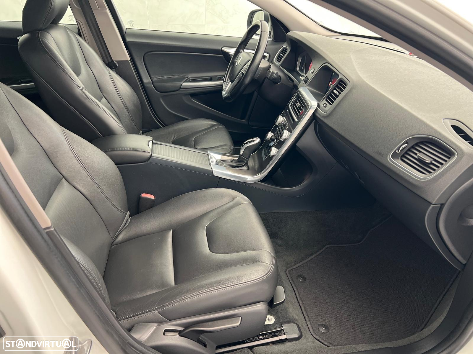Volvo S60 1.6 D2 Drive Summum Powershift Start/Stop - 26