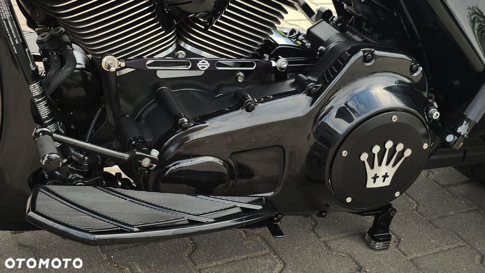 Harley-Davidson Touring Street Glide - 20