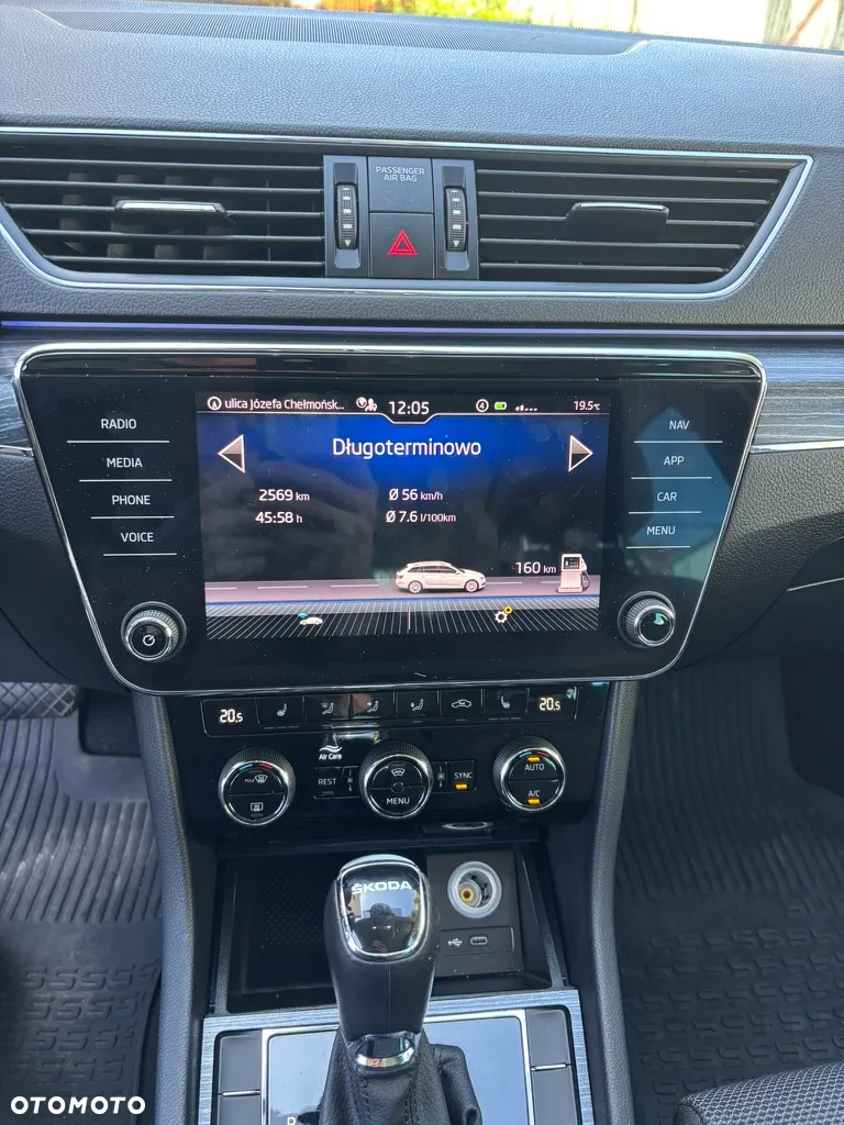 Skoda Superb 2.0 TSI Style DSG - 9
