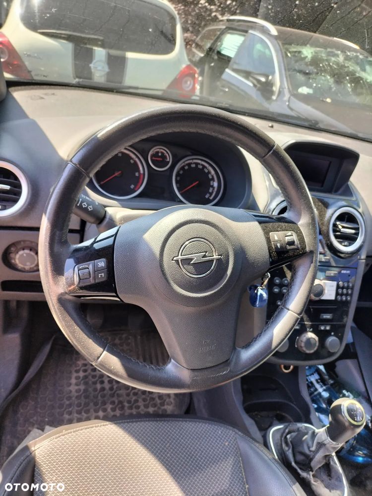 DRZWI PRAWE LEWE PRZÓD OPEL CORSA D 3 DRZWI 06-11r PRZED LIFT - 16