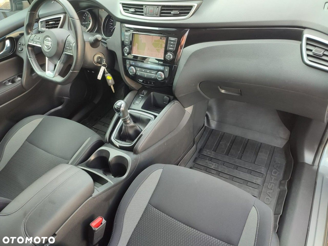 Nissan Qashqai - 23