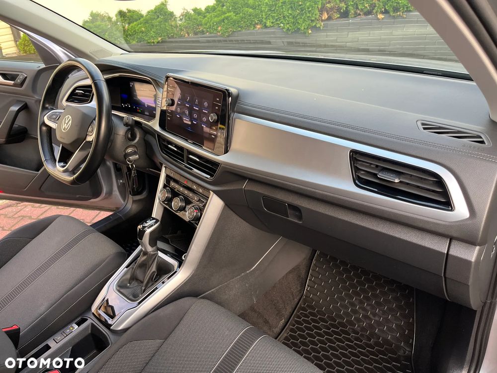 Volkswagen T-Roc 1.5 TSI Life Plus DSG - 25