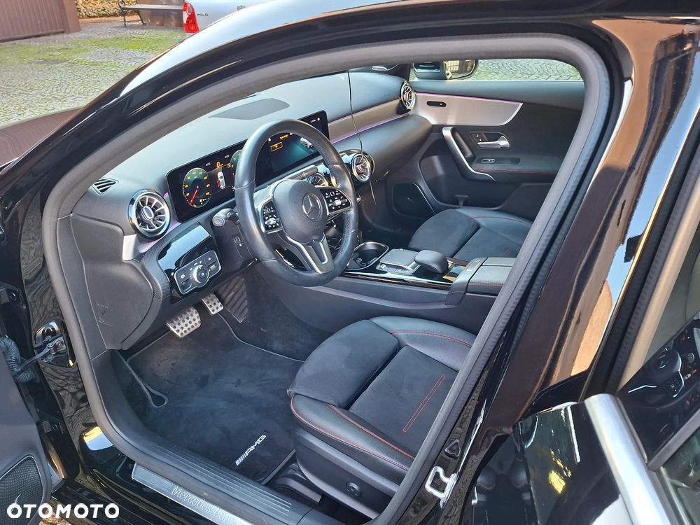 Mercedes-Benz Klasa A 250 4Matic 7G-DCT AMG Line - 11