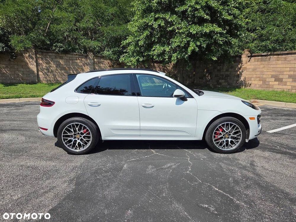 Porsche Macan - 2