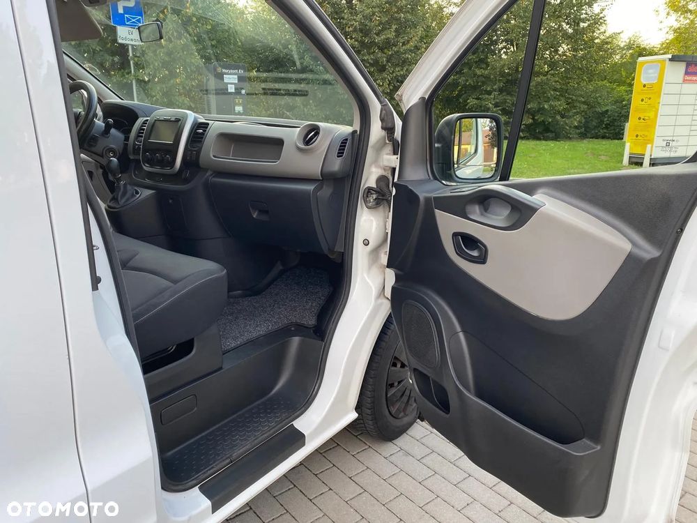 Renault Trafic 1.6 dCi 90 Combi L1H1 Authentique - 19