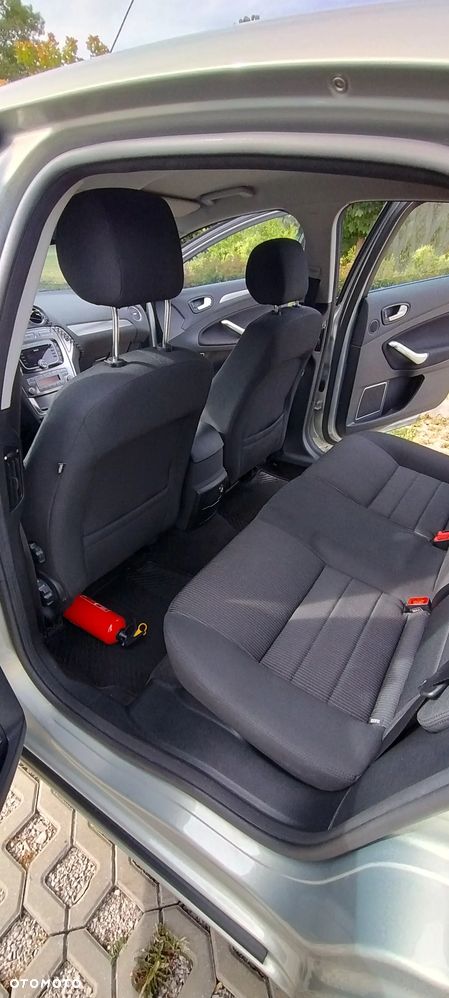 Ford Mondeo 2.0 Titanium - 11