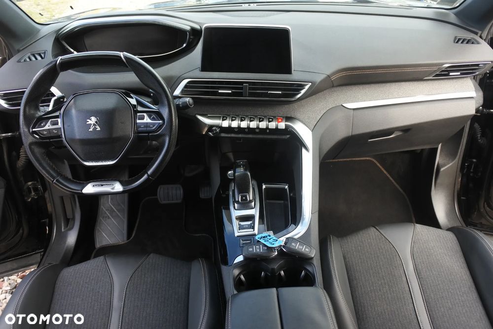 Peugeot 5008 BlueHDi 130 EAT8 GT - 14