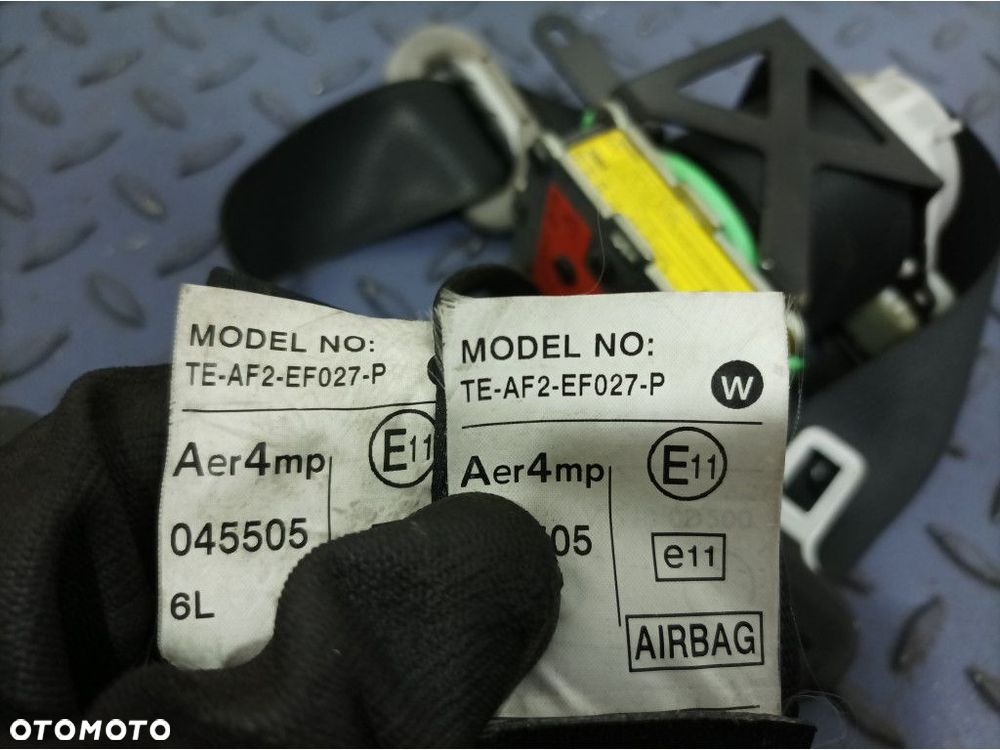 TOYOTA YARIS II DESKA ROZDZIELCZA KONSOLA PULPIT AIRBAG PODUSZKI PASY - 13