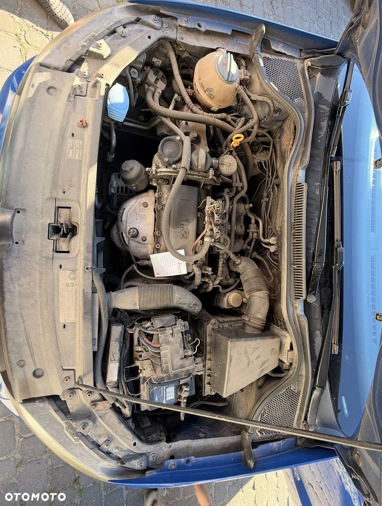 Volkswagen Polo - 4