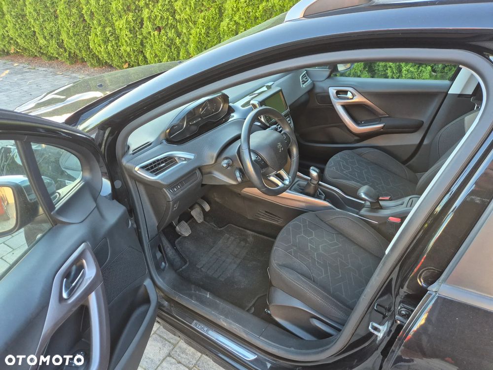 Peugeot 2008 PureTech 82 Active - 9