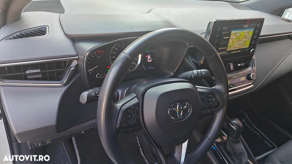 Toyota Corolla 1.8 HSD Business - 4