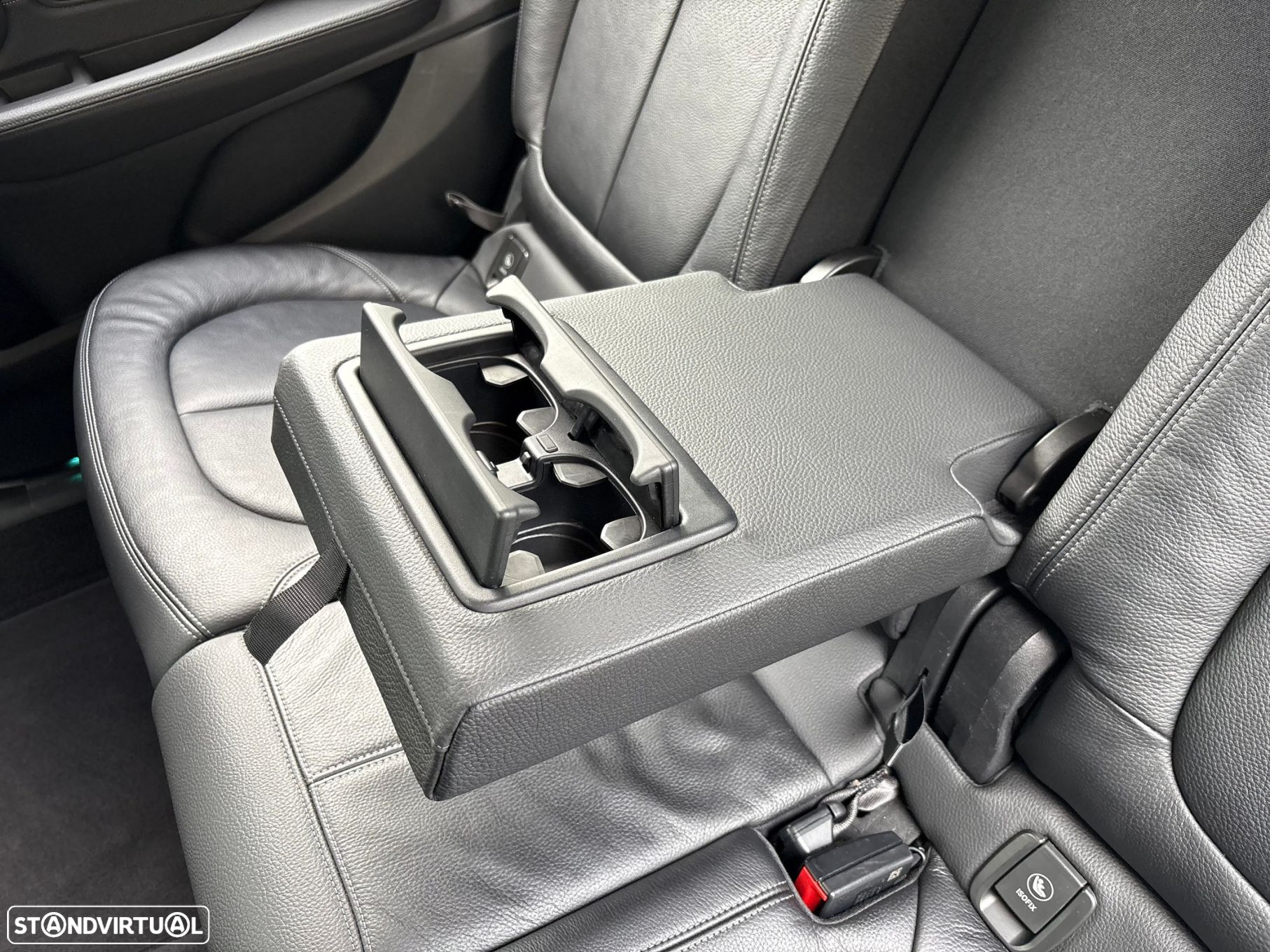 BMW 216 Gran Tourer d 7L Line Luxury - 14