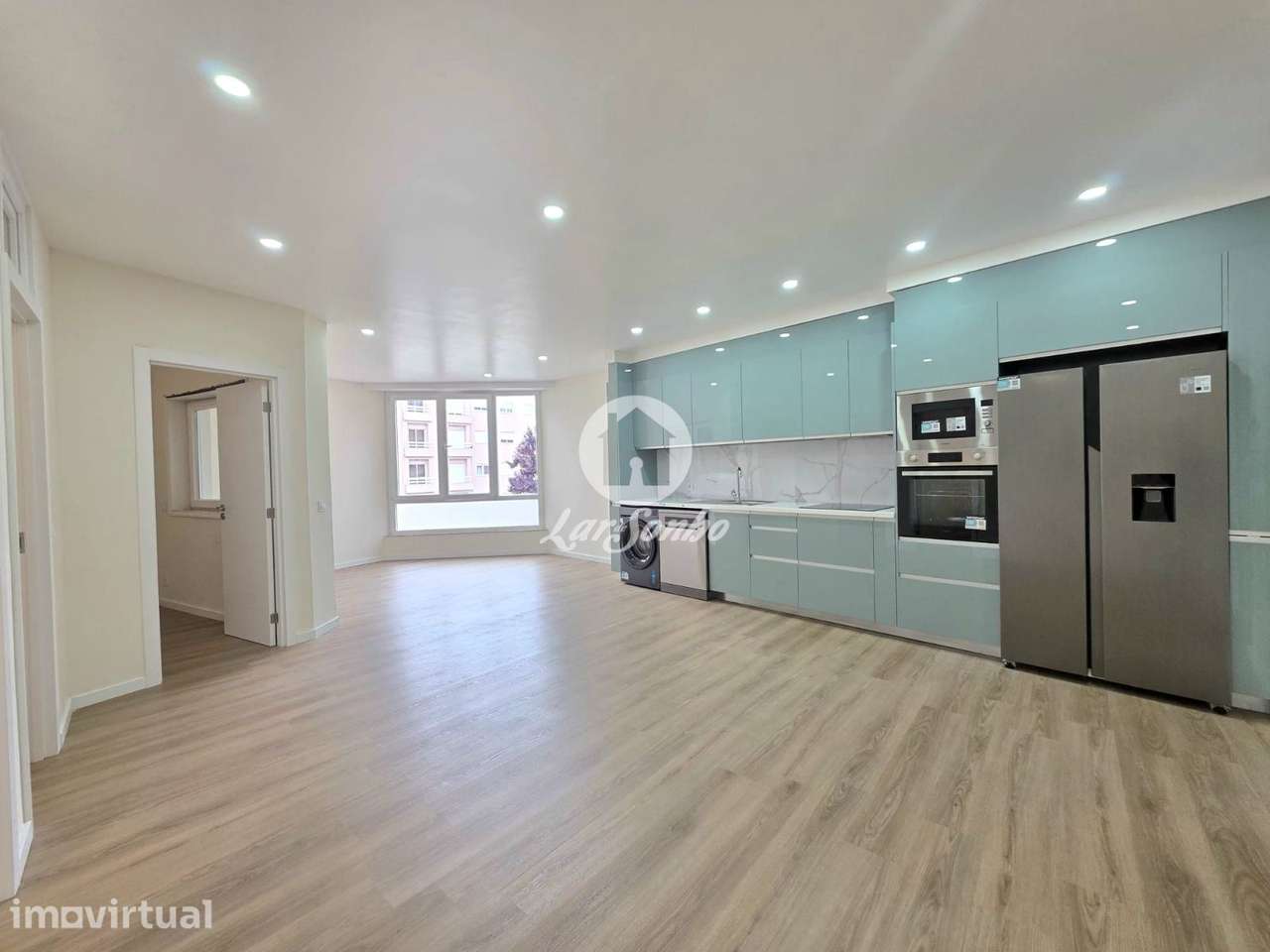 Apartamento T1+1 no centro de Vila do Conde - Grande imagem: 2/20