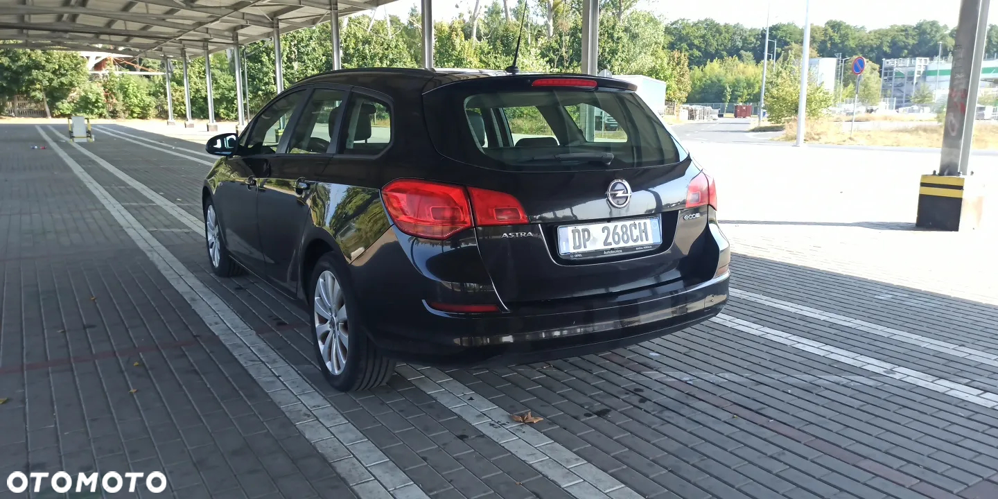 Opel Astra 1.3 CDTI DPF Active - 12