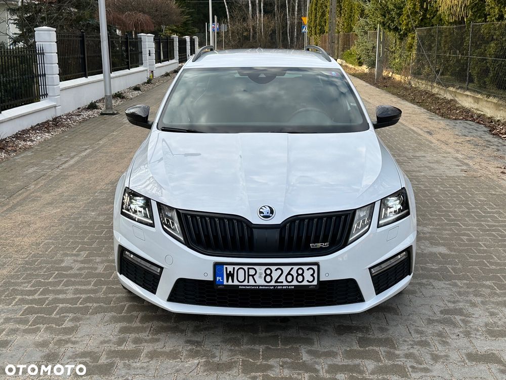 Skoda Octavia Combi 2.0 TDI DSG RS - 8