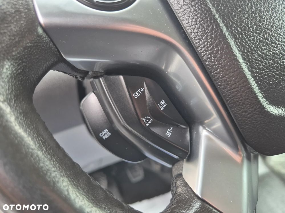 Ford Transit Custom L1H1 PKW VA Basis - 37