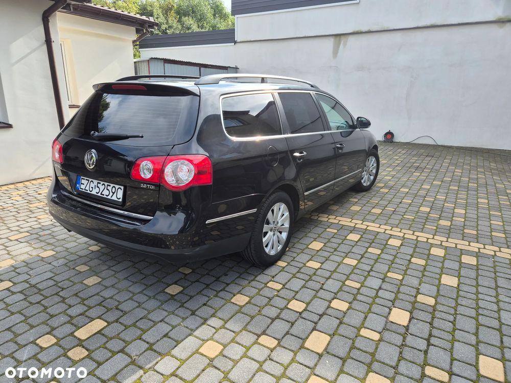 Volkswagen Passat Variant 2.0 TDI SCR (BlueMotion Technology) Comfortline - 4