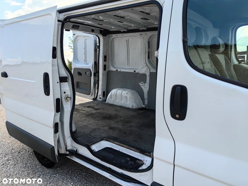Opel VIVARO - 10