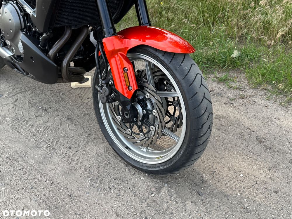 Kawasaki Versys 650 - 6