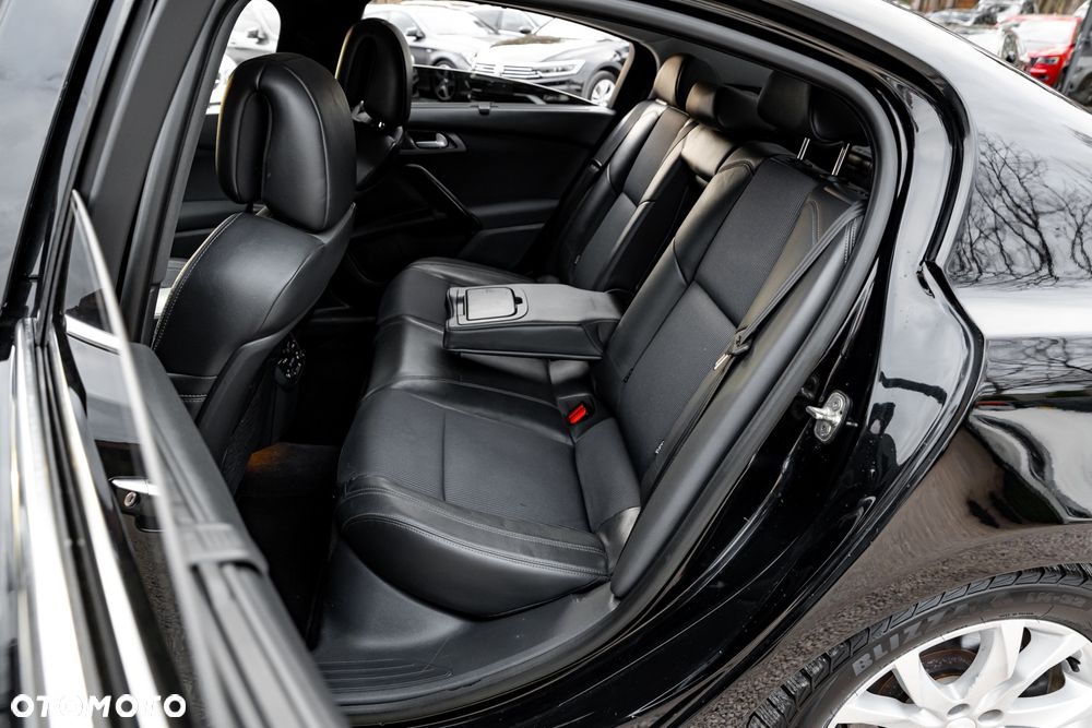 Peugeot 508 Hybrid4 - 21